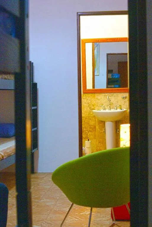 Pop Art Hotel San Juan 3*,
